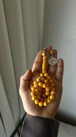 سبحة بكلايت زعفران فاخرة