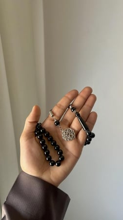 سبحة بكلايت اسود ملكي
