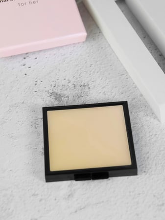 مرايا نارسيسو pink