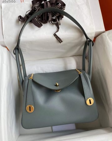 شنطه مقاس 30