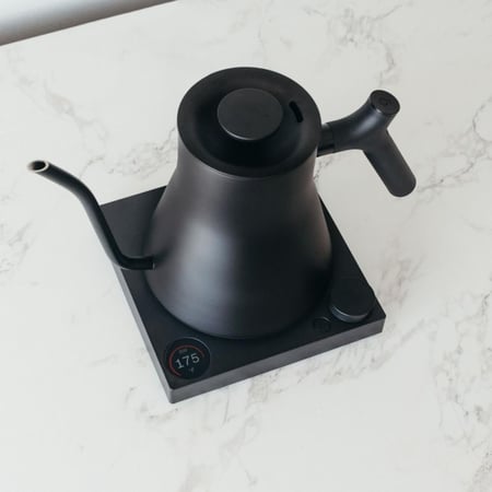 غلاية وابريق فيلو الكهربائية - الاصدار الجديد الاحترافي برو اسود