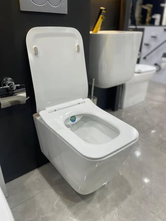 كرسي حمام معلق مربع تريدكس غطاء هيدروليك ريملس