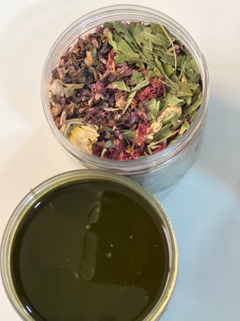 كورس ماسك الحنا والاعشاب . (تقوية وكثافة ولمعان الشعر )