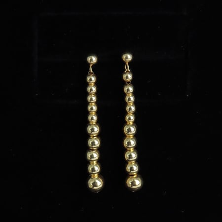 حلق ذهب الببلز عيار 18 وزن 1.4 سم