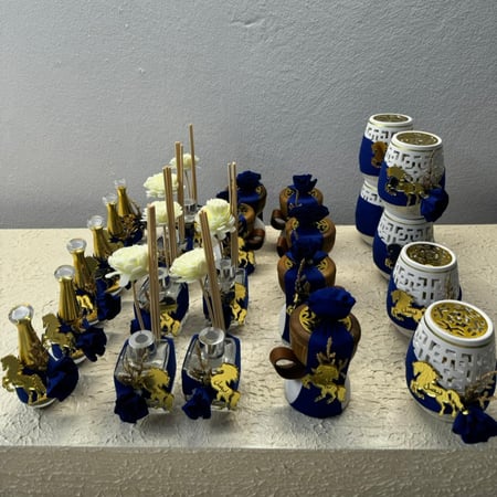 بكج توزيعات {24}قطعة بالتغليف  الياباني مع كتابة لوجو حسب الطلب