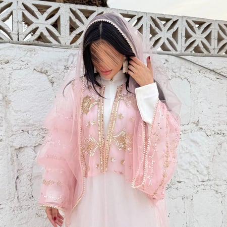 زي ورد الحجاز