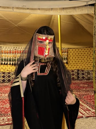 الدوك الحجازي أحمر ( ٣ قطع )