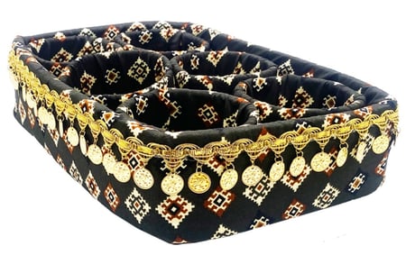 صينة تقديم مع عدد6 صحون