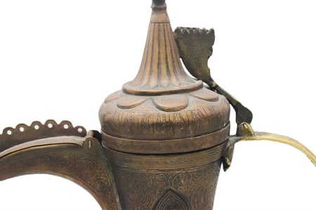 دلة نحاس كبيره