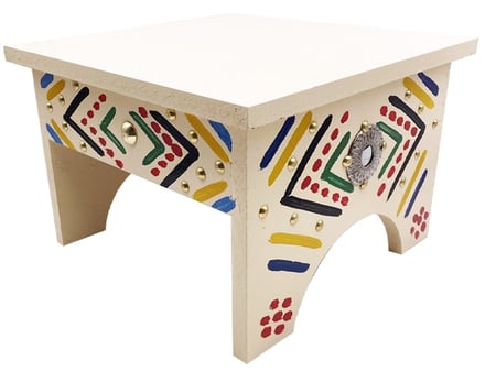 طاولة خشبية ارضية صغير