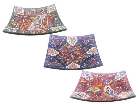 صحن سراميك نفش يدوي مربع مقاس 22سم