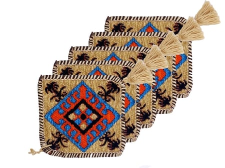 بيز تراثي نقشات مختلفه