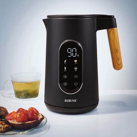 غلاية ماء ستانلس ستيل الكترونية أنيقة وعملية مناسبة للمطابخ العصرية