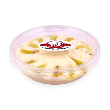 لبنة بالزيتون -  / 120/جم تقريبا