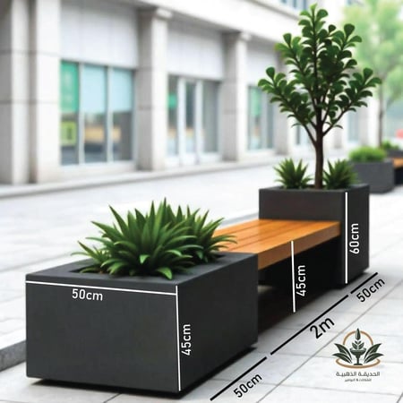 جلسة خارجية كبيرة مع مركنين