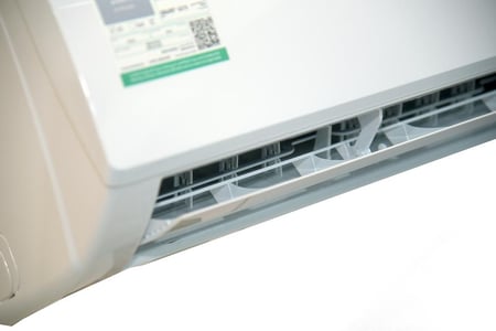 مكيف اسبليت دورا سعة تبريد 22.000 وحدة ( ELEGANT )