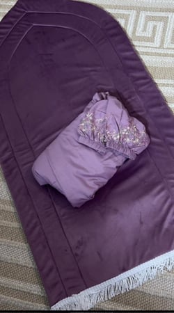 طقمين (2)صلاه من مجموعه غسق