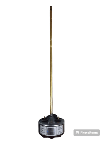 قلب سخان سنة نحاس جهد 220 فولت مع الثرموستات صناعة ايطالية (أصلي)