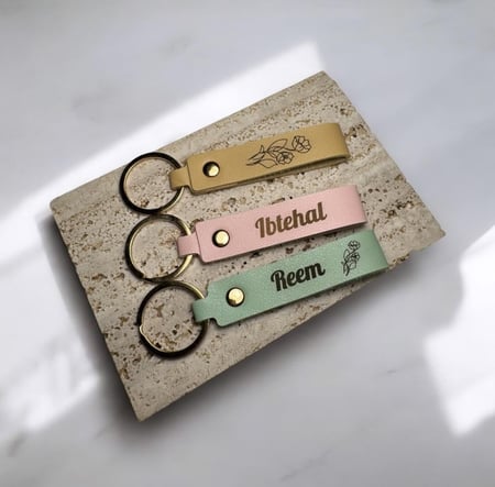 ميدالية حفر اسم او عباره