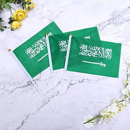 سارية بلاستيك مع علم السعودية كبير مقاس 90×60×90 SAF002