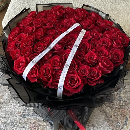 باقة كلاسيك ٧٠ وردة