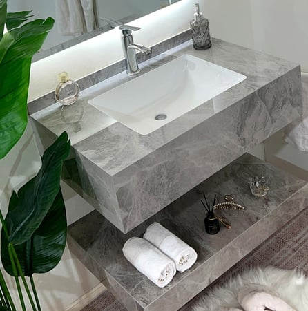 مغسلة بورسلان قص ليزر رمادي غامق 60سم مع رف ومرايا اضاءة