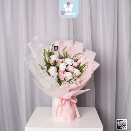 باقة ورد صناعي AF052