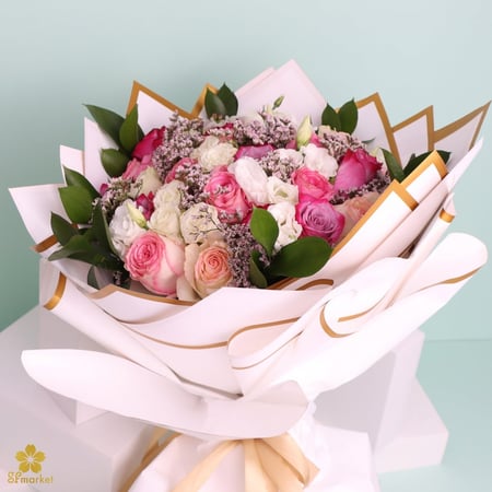 باقة ورد طبيعي روز مع التغليف NF006