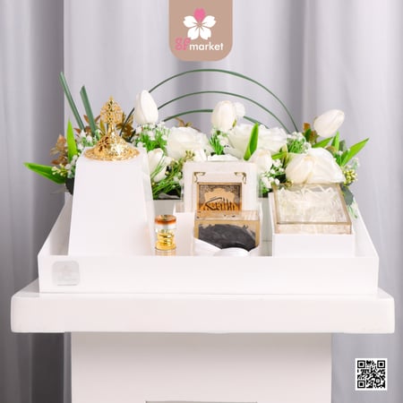 صندوق المهر الملكي مع كتابة الاسماء بأكليريك بارز DB036