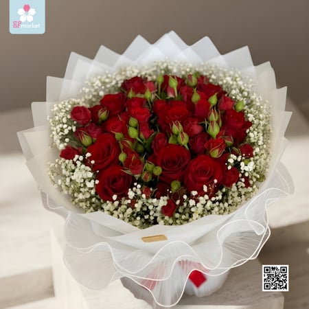 باقة ورد طبيعي احمر تغليف ابيض NF113