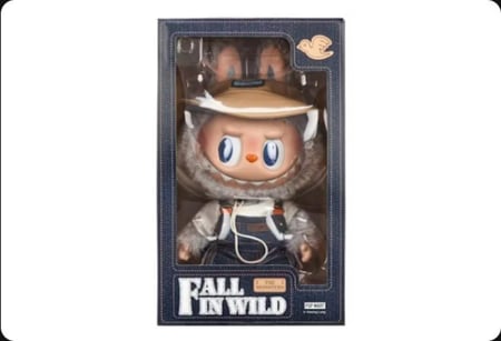 %LABUBU THE MONSTERS FALL IN WILD 400