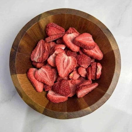 فراولة حلوه مجففة بالتجميد