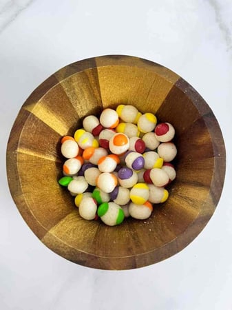 سكيتلز احمر مجفف بالتجميد