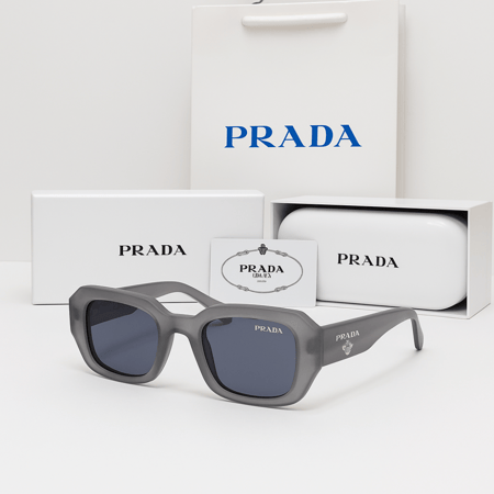 نظارات برادا الشمسية النسائية – إطار أنيق بلون دخاني بعدسات داكنة  13