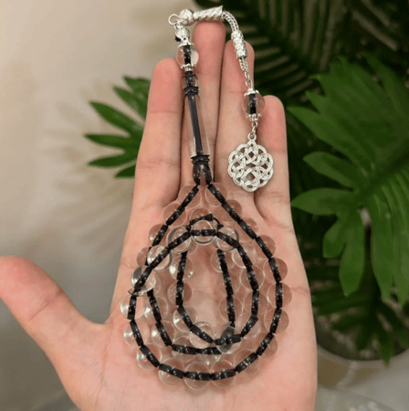 سبحة بكلايت  شفافة خيط أسود