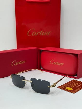 نظارة كارتييه رجالية بإطار – تصميم كلاسيكي فاخر