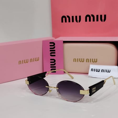 نظارة شمس ميو ميو – إطار أنيق وعدسات راقية