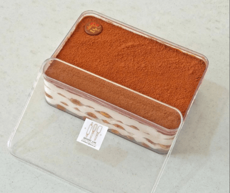 علب اكريلك للكيك