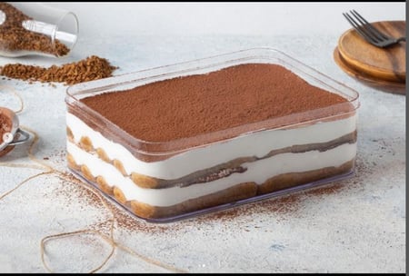 علب اكريلك للكيك بالحبة