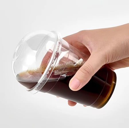 كاسات عصير بغطاء قبه