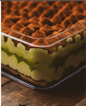 علب اكريلك للكيك بالحبة