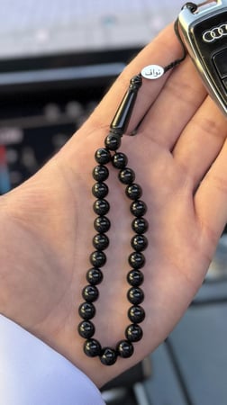 ميدالية نحت / اسود