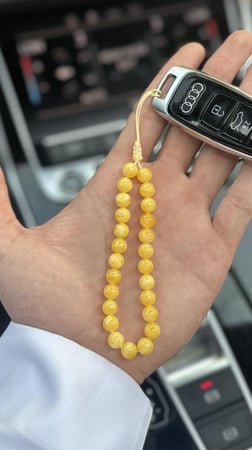 ميدالية اصفر