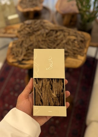 عود سيوفي هندي | طبيعي