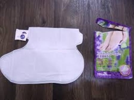 الجوارب السحرية لتقشير القدمين الكورية