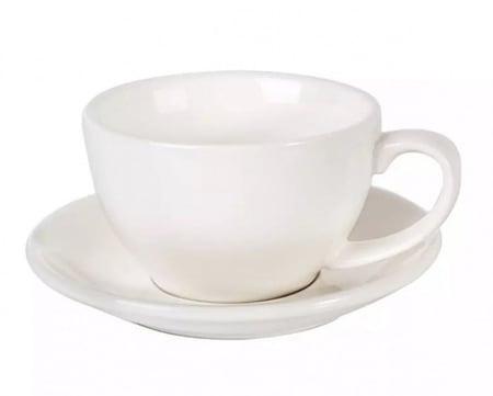 كوب قهوة أبيض