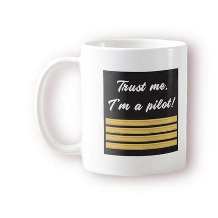 كوب Trust me iam Pilot اسود