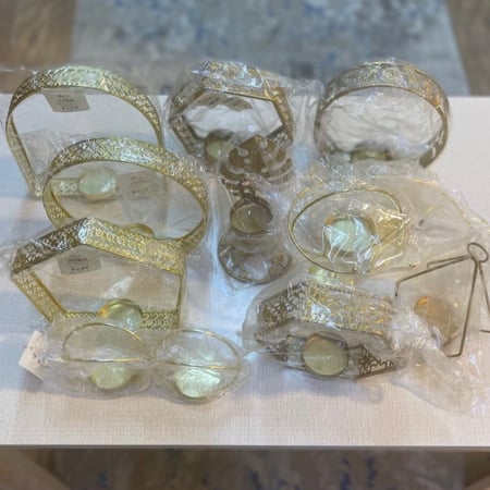 شمعدان او قاعدة شموع بالحبة