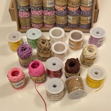 بكرات خيوط كروشيه واعمال فنية 24 حبة