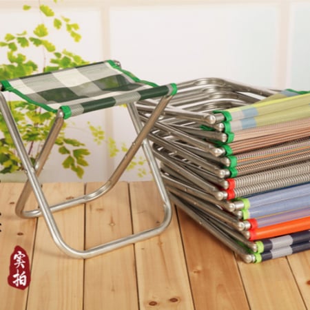 كرسي حدائق صغير